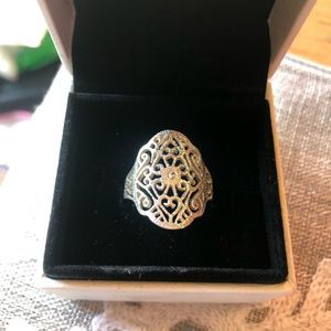 Sterling silver 926 fabulous and comfortable antique 7.5 scrolled ring